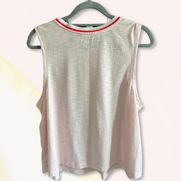 Old Navy active, size L tank. Light pink “Make it Count” graphic. - Picture 2 of 3